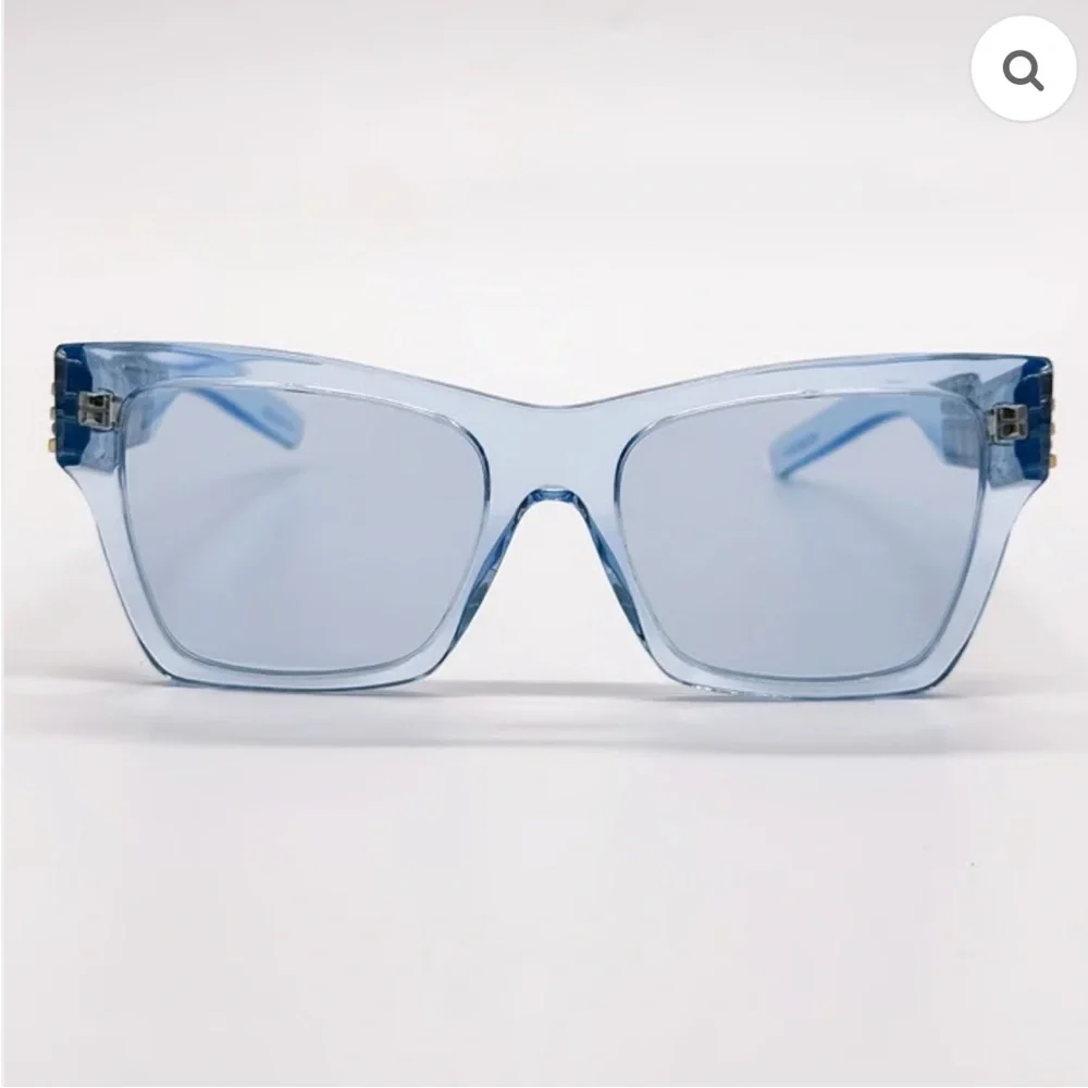 Pre-Order! Excluded Givenchy Sunglasses, New 315 - Picture 2 of 15